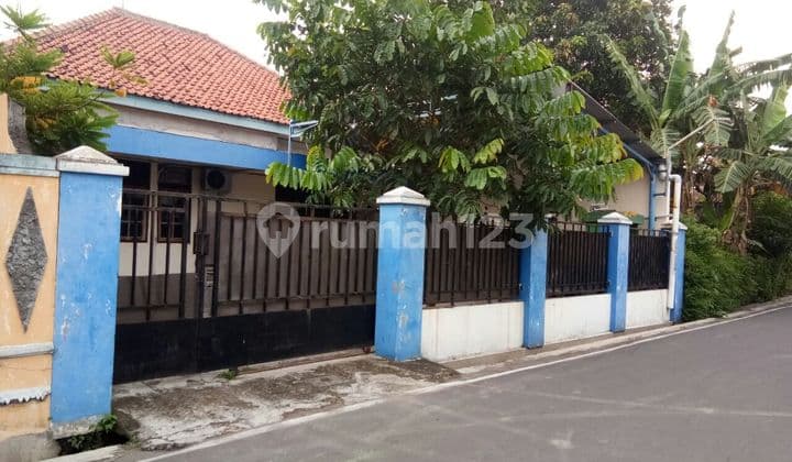 Rumah luas bagus di colomadu