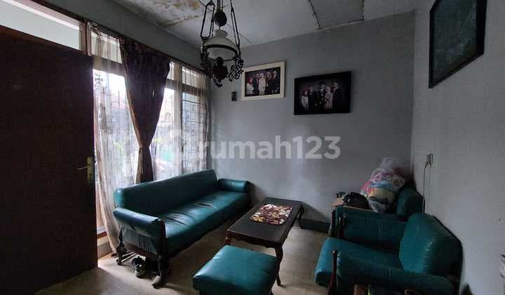 Well-Maintained House Guaranteed to be Comfortable to Live in at Cibolerang Indah