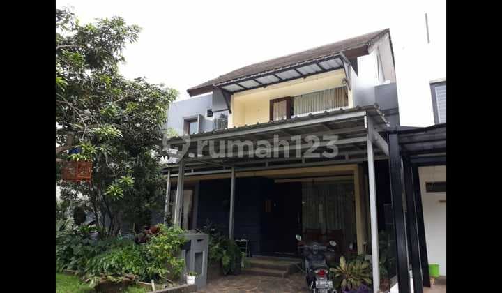 Rumah 2 Lantai siap huni di Bintaro