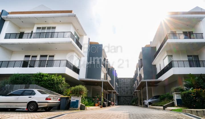 Dijual!! Radio Dalam jakarta selatan Townhouse Cantik Minimalist Modern