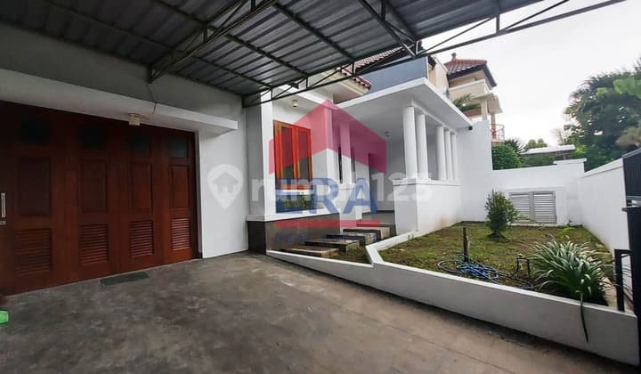 Rumah Di Cluster Favorit Perumahan Elit Araya, View Golf
