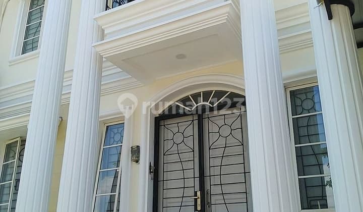 Rumah Cluster Oakwood Elysium Residence Lippo Cikarang