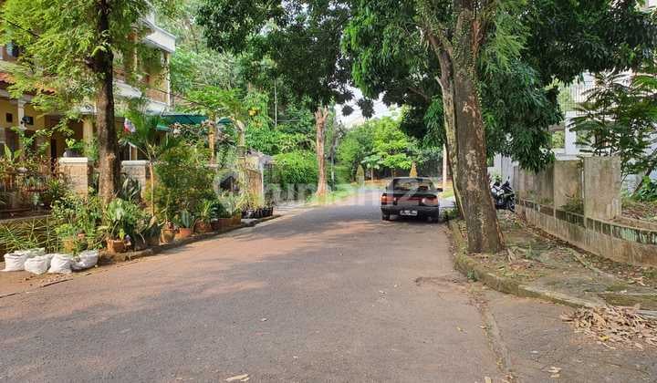 Jarang ada!! Griya Loka posisi sudut