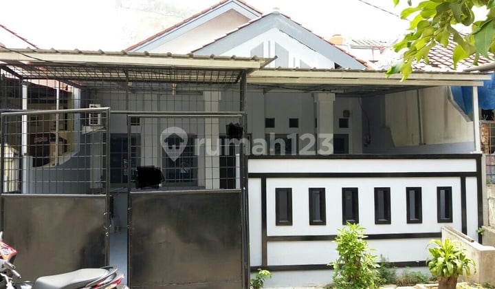 Rumah 1.5 Lantai siap huni Simprug di Poris, dekat stasiun Poris