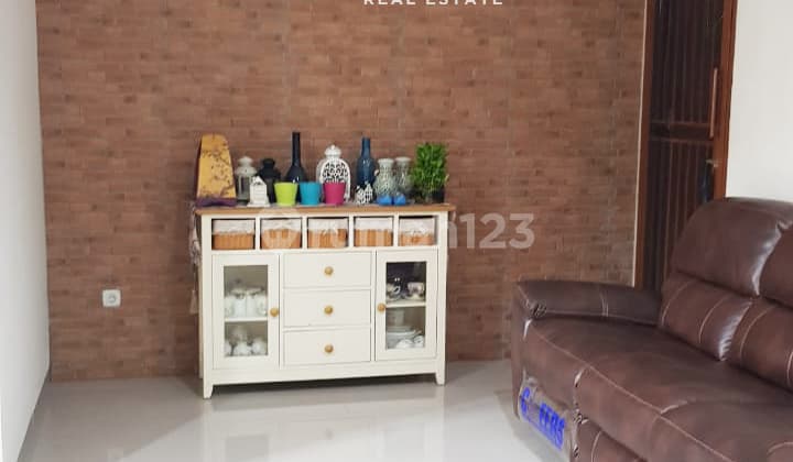 Dijual Rumah Minimalis Mewah di Cherry Field, Buahbatu