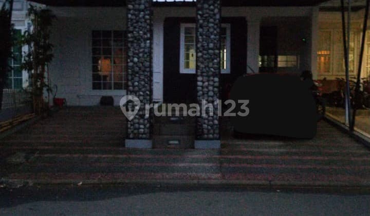 Dijual rumah 2lantai siap huni rindang, adem, nyaman di viktoria riverpark