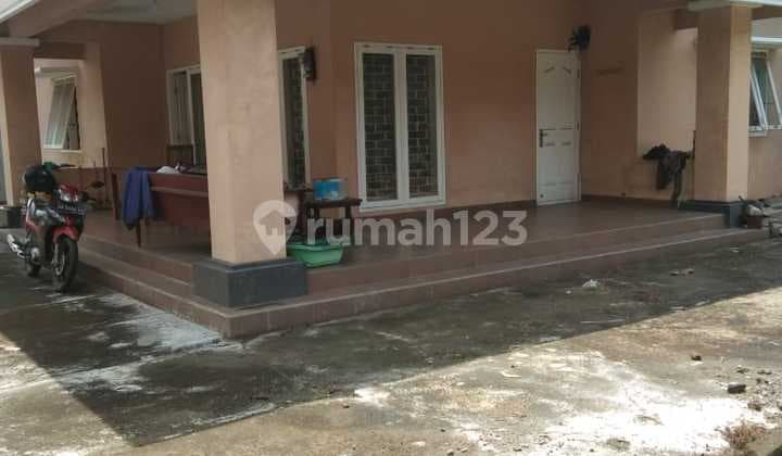 RUMAH CANTIK SIAP PAKAI DEKAT MARTADINATA SOLO