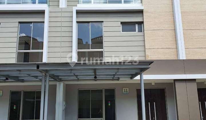 DIJUAL RUMAH BAGUS DIGOLF ISLAND PIK SIAP HUNI DIJUAL RUMAH BAGUS DIGOLF ISLAND PIK SIAP HUNI