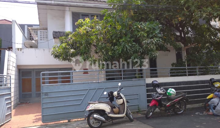 Turun harga Hadap Selatan Taman S Parman Dekat Kampus Untar Dan Trisakti