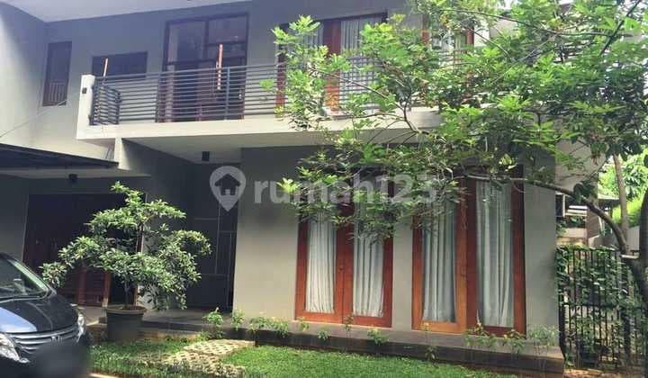 Cilandak, Hook Position House Near MRT Cipete Raya Inside Town House