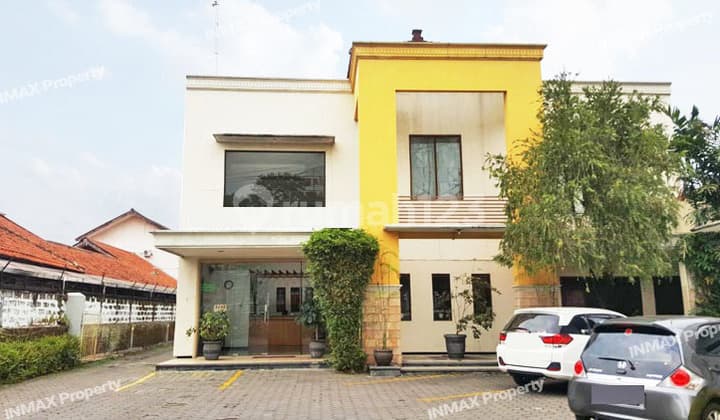 TEMPAT USAHA LUAS, KAMAR BANYAK DI RAYA PANJI SUROSO BLIMBING MALANG,COCOK UNTUK HOTEL,GUEST HOUSE