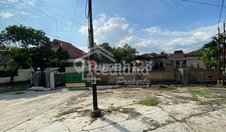 Rumah di Gajahmungkur , Semarang ( Tt Yl 3438S ) Rumah di Gajahmungkur , Semarang ( Tt Yl 3438S )