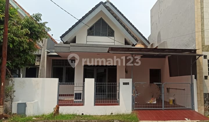Rumah siap huni graha raya Bintaro
