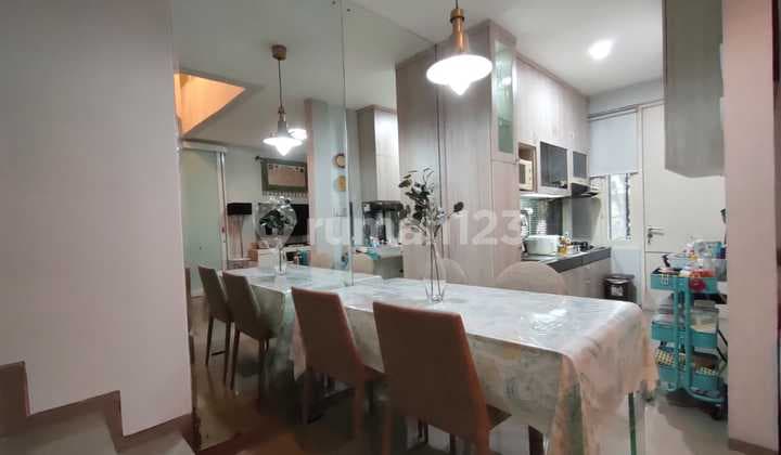 Rumah sangat cantik area tenang siap huni Citra Grand Cibubur