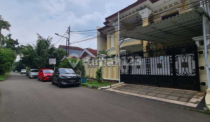 Rumah klassik lebak bulus siap huni