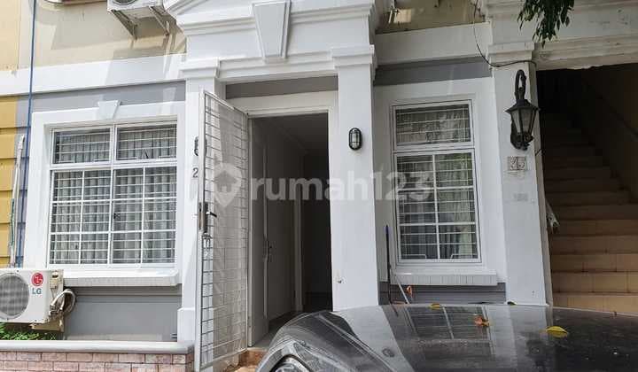 Townhouse Taman Paris 2 - Lippo Karawaci Tangerang