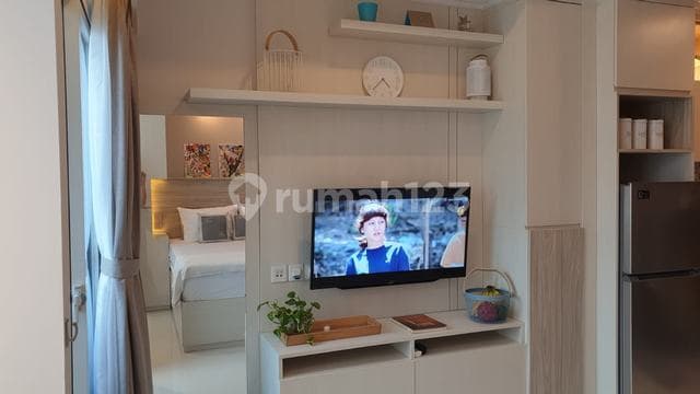min. 1 tahun apartemen roseville type studio, strategis, tengah kota siap huni.