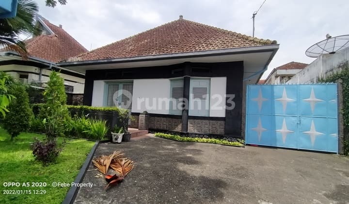 Rumah Klasik Di Kota Malang