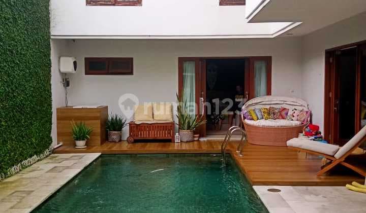 Dijual Rumah Tanah Luas Ada Kolam Renang di Maleo Bintaro Sektor 9
