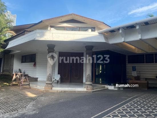 RUMAH, SELANGKAH MENUJU SCBD SUDIRMAN, PASIFIC PLACE, DAN SENOPATI