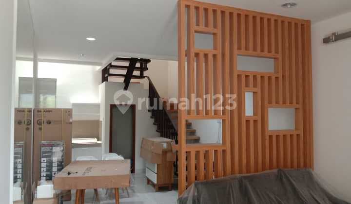 House on Kramat street, cheap 2-story shophouse model, full ownership with 2-car road access.