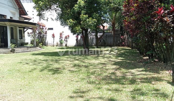 Jual Cepat Muraah Rumah Bangunan Belanda Terawat Sayap Gatotsubroto Jl: Lodaya, Palasari, Malabar Dekat Hotel Papandayan Pusat Kota Bandung