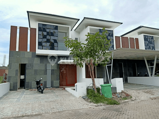 NEW Rumah Royal Residence Canal Park Hampton Wiyung Surabaya Siap Huni