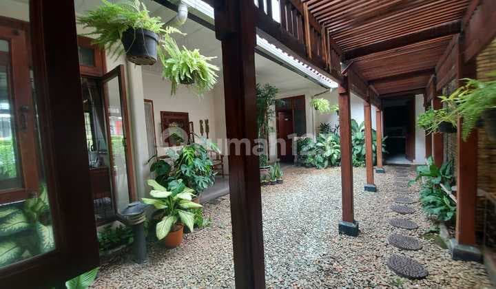 Pondok kelapa luas 994 rumah rasa resort dengan full jendela besar