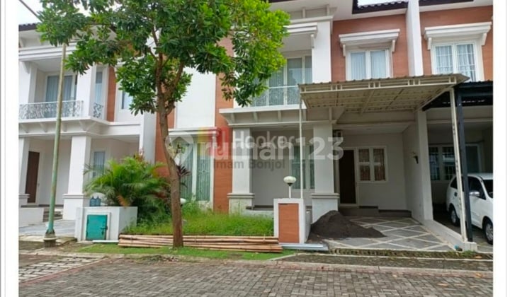 Sell beautiful house graha candi golf 6496