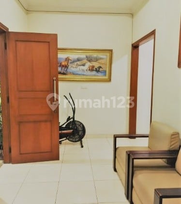 Dijual Rumah 3lantai Siap Huni Di Gunung Sahari Jakarta Pusat