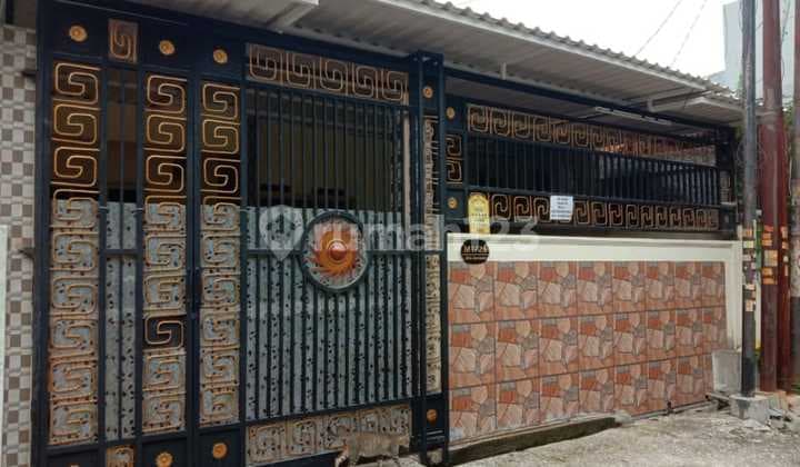 Di jual rumah lokasi Villa Taman Bandara