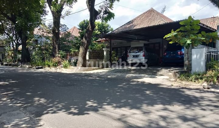 Dijual Rumah Kolonial Lokasi Premium sayap Ahmad Yani Bandung