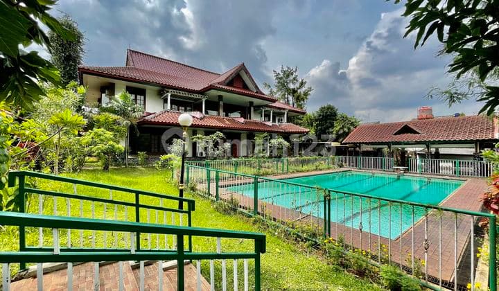 Rumah Sultan Dan Halaman Luas Lokasi Prime Cilandak