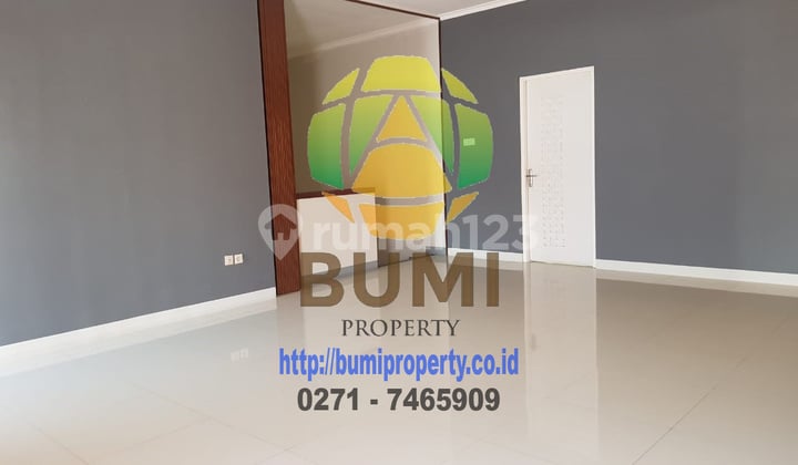 Rumah 2 lantai lokasi laweyan siap pakai