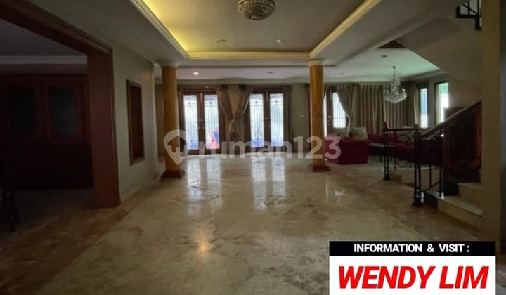 DIJUAL RUMAH at Jl GUNAWARMAN, KEBAYORAN BARU, JAKSEL (DEPAN TAMAN)