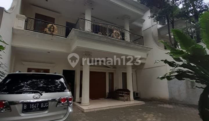 DIJUAL RUMAH TENANG at Jl WIJAYA, MELAWAI, KEBAYORAN BARU, JAKSEL