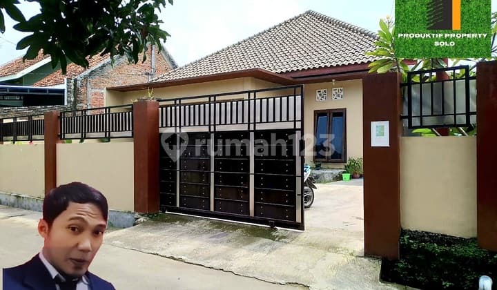 Rumah Bagus Tampak Baru Gentan