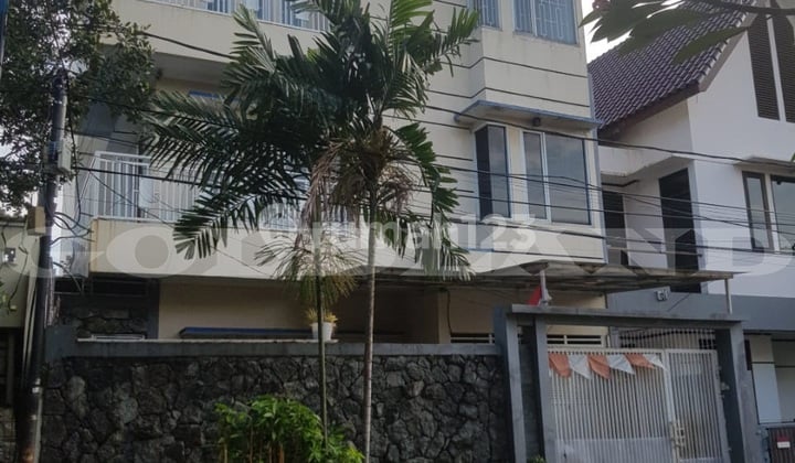 KODE :16329(Br/Fd/At) Rumah Dijual Sunter, Luas 10x16 Meter