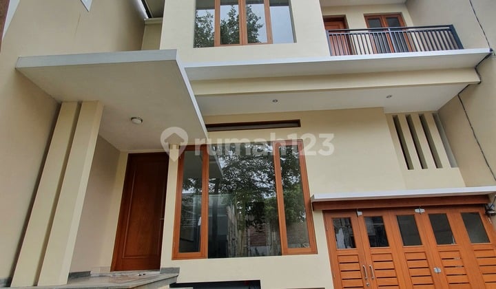 FOR RENT RUMAH BARU MEWAH DI CLUSTER CIPUTAT DEKAT PONDOK PINANG