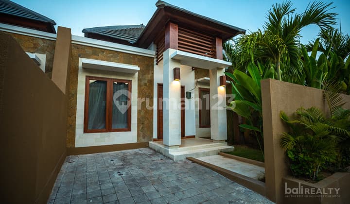 Modern, Tasteful, 2 Bedroom Villa In Secure Complex – Nusa Dua – 2083-L