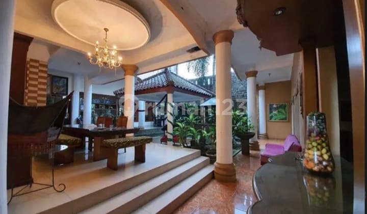 Rumah bisa usaha luas tanah 1.820 di bambu apus, 5 menit ke tol termurah