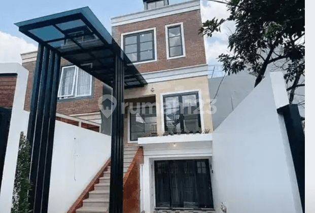 Dijual Rumah Baru 3 lantai, Strategis & Bebas banjir di Bintaro, pesanggrahan, Jakarta Selatan