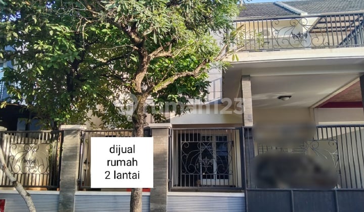 Dijual rumah 2 lantai di villa melati mas