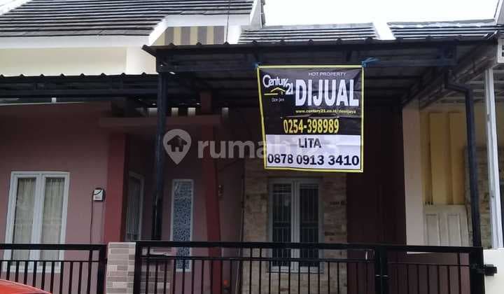 Minimalist Residence Pancanaka Taktakan