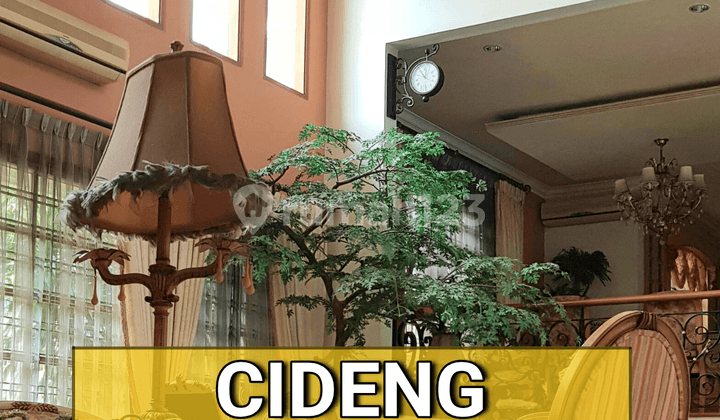 DIJUAL RUMAH MEWAH DI CIDENG 3 LANTAI
