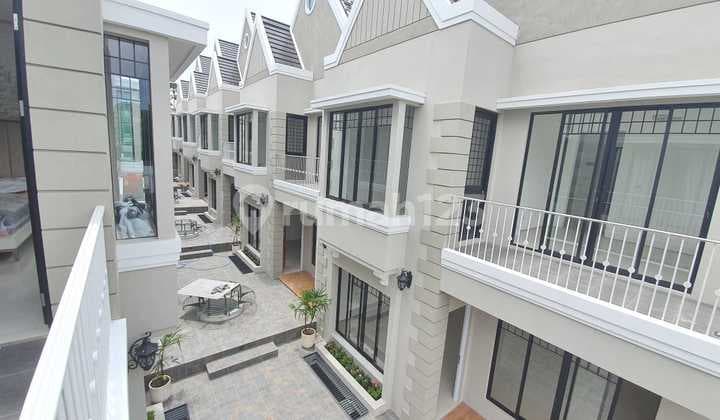 Rumah siap huni Setra duta Bandung utara