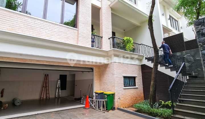 House 4 Bedrooms With Private Pool In Compound Ajh04078