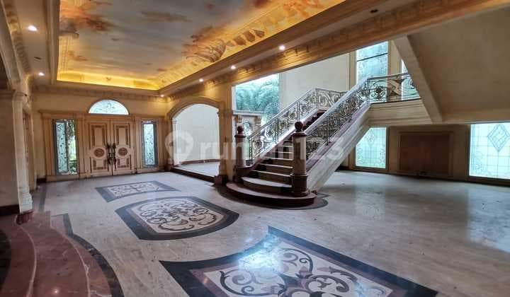 RUMAH SUPER LUX CLASSIC TAMAN RESORT MEDITERANIA PIK . LANGKA!!