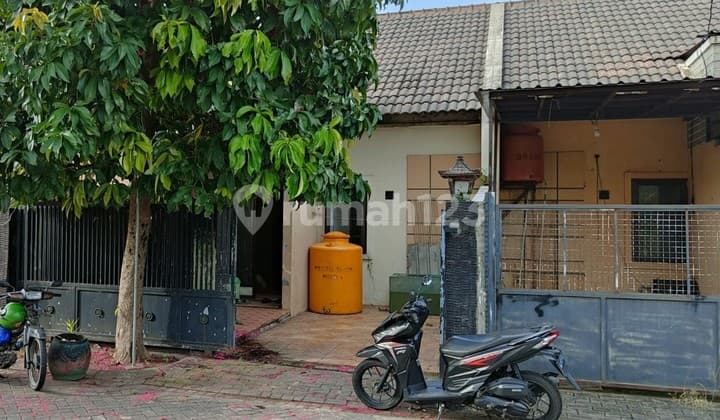 Rumah Bagus Sertifikat Hak Milik di Kompleks Gading Mutiara Permai, Surabaya