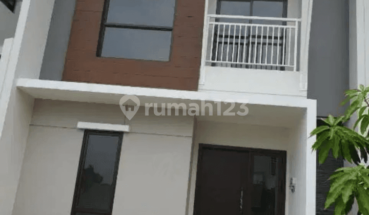 Jual Cepat Rumah Murah 2 Lantai Siap Huni Luas 6x11 di Summarecon Karawang